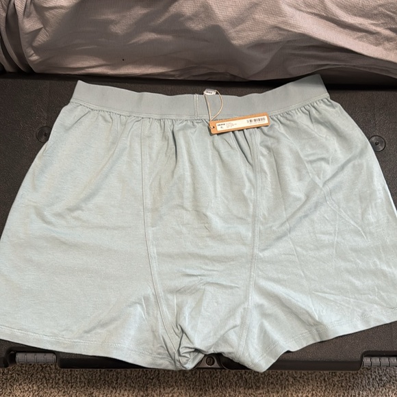 NWT Skims Loose Bf Boxer - Picture 3 of 4